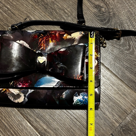Betsey Johnson Floral Black Bow Women's Crossbody - Picture 11 of 11